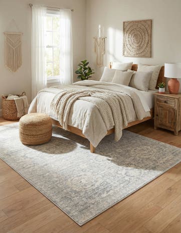 5' 3 x 8' Lola Rug