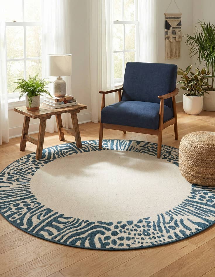 Detail image of 5' x 5'  Washable Safari Indoor / Outdoor Round Rug