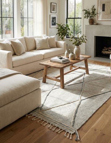 6' 5 x 10' Hand Knotted Moroccan Wool Rug