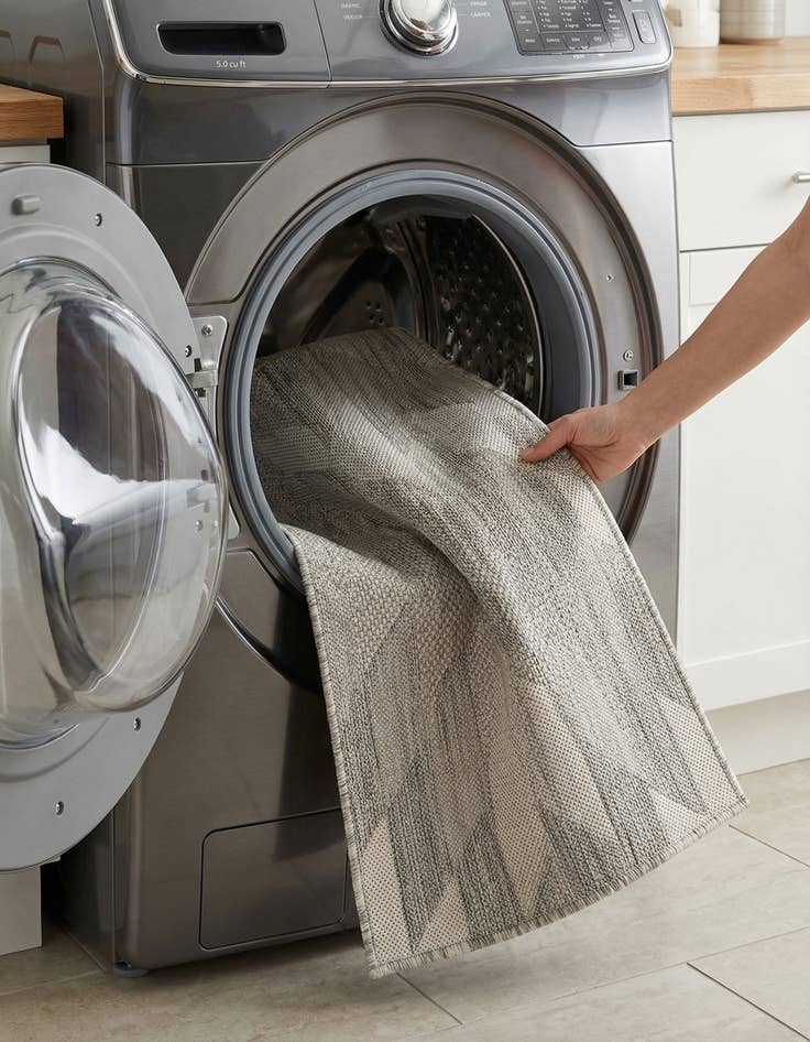 Detail image of 2' x 6'  Washable Modern Indoor / Outdoor Runner Rug