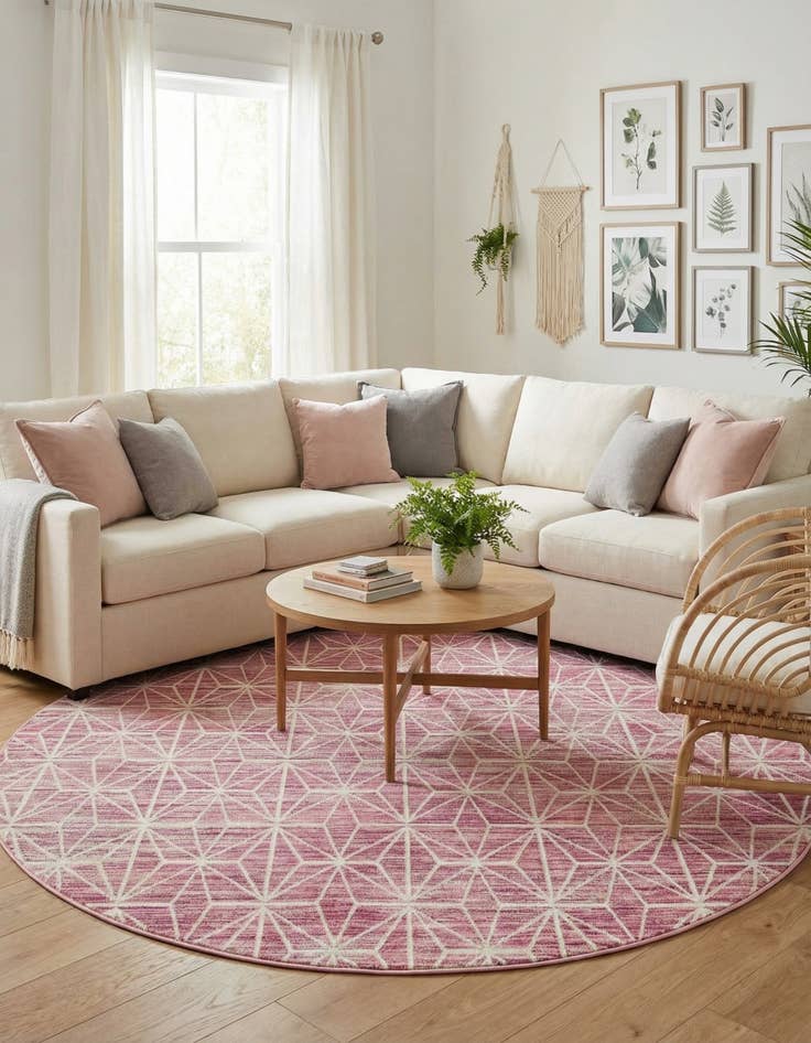 Detail image of Jill Zarin 7' 10 x 7' 10 Uptown Fifth Avenue Round Rug