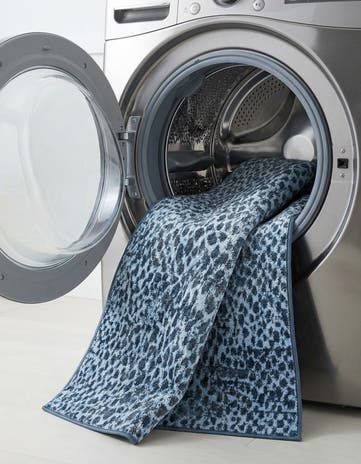 2' x 4' Kamala Washable Runner Rug