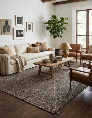 7' 10 x 9' 9 Hand Knotted Darya Wool Rug