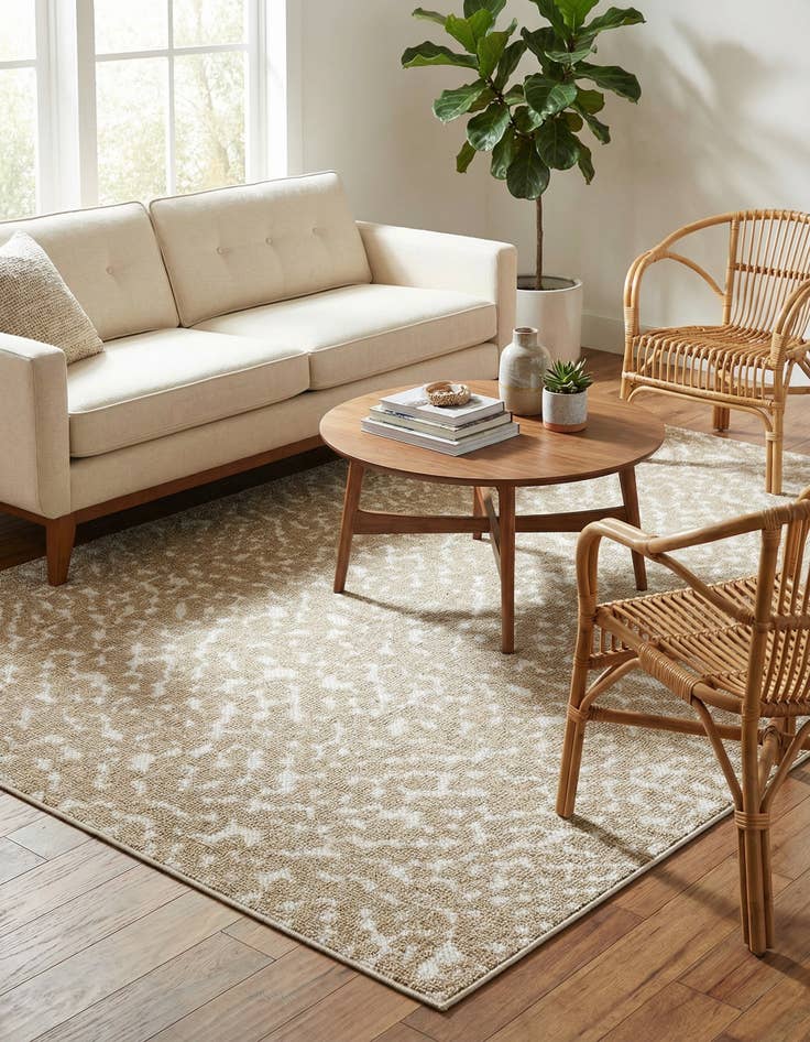 Detail image of 5' 3 x 8' Easy-Clean Safari Indoor / Outdoor Rug