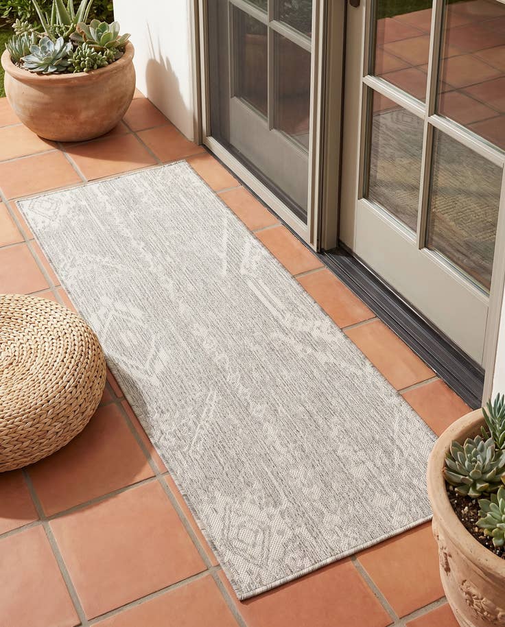 Detail image of 2' x 5' Easy-Clean Bohemian Indoor / Outdoor Runner Rug