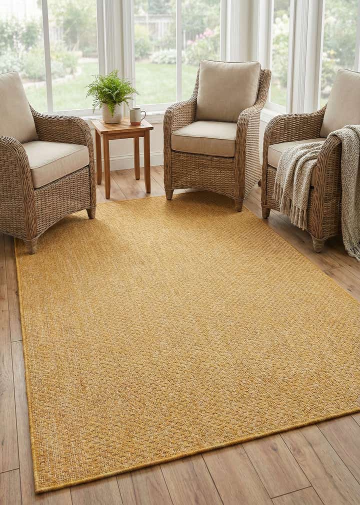 4' x 6' Easy-Clean Solid Indoor / Outdoor Rug