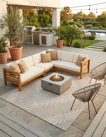 Gray Easy-Clean Modern Indoor / Outdoor Square Rug