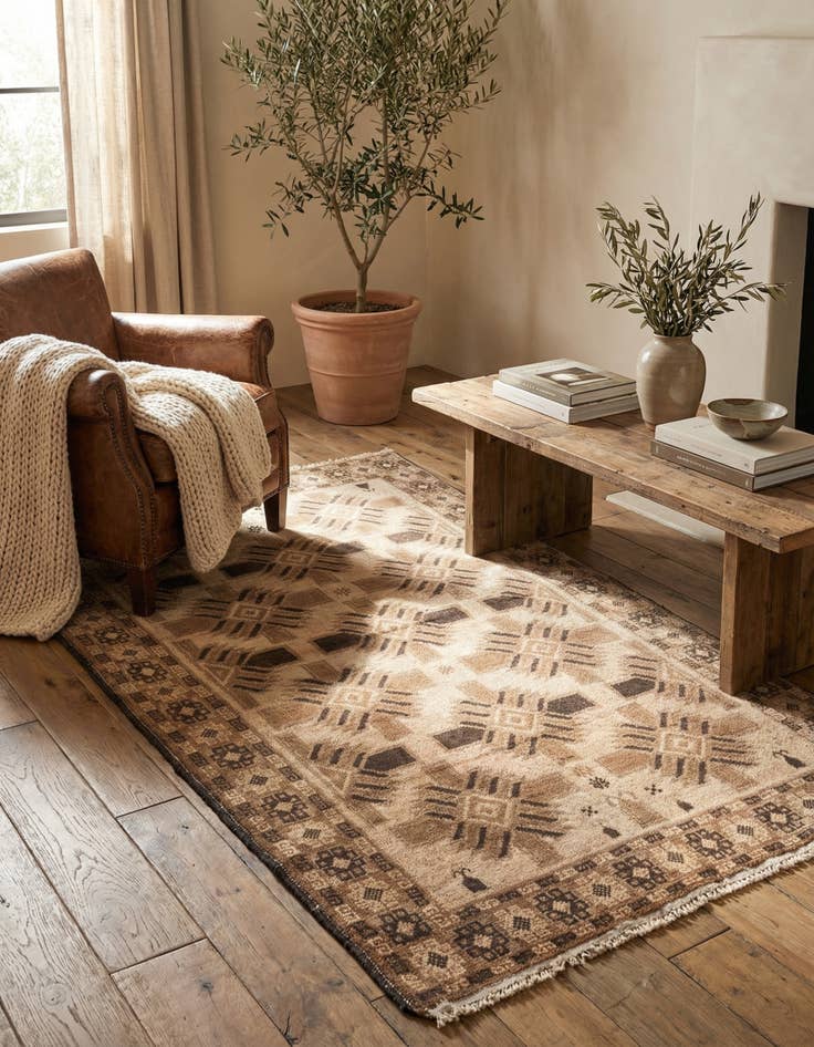 Detail image of  3' 7 x 6' 3  Hand Knotted Ultra Vintage Persian Wool Rug