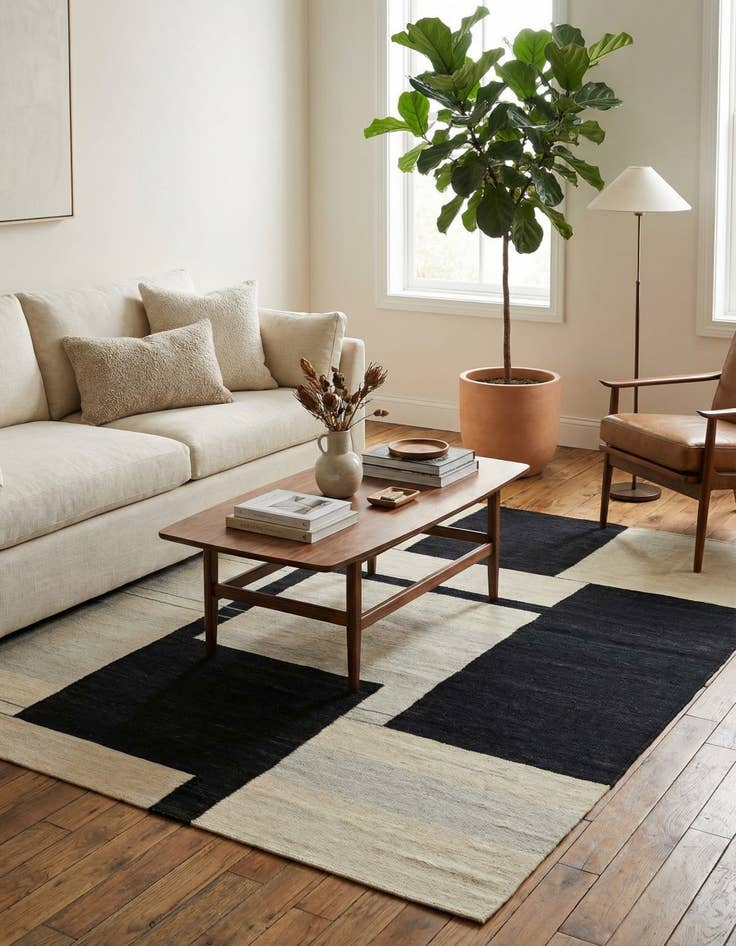 Detail image of 5' x 6' 6  Hand Woven Kilim Modern Wool Rug