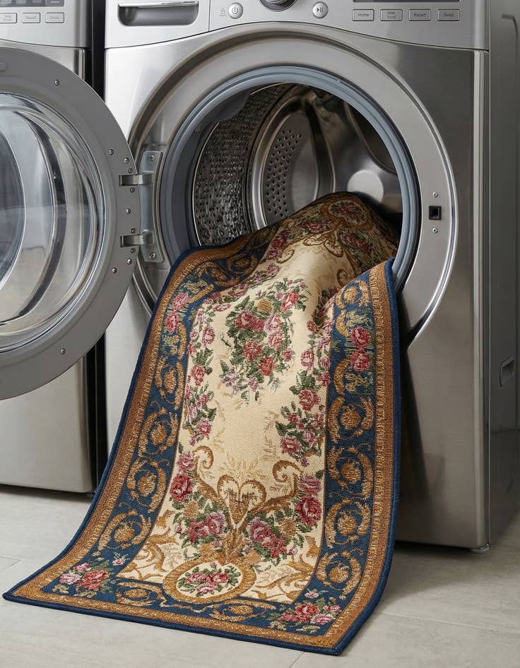 Detail image of 2' x 5'  Washable Traditional Indoor / Outdoor Runner Rug