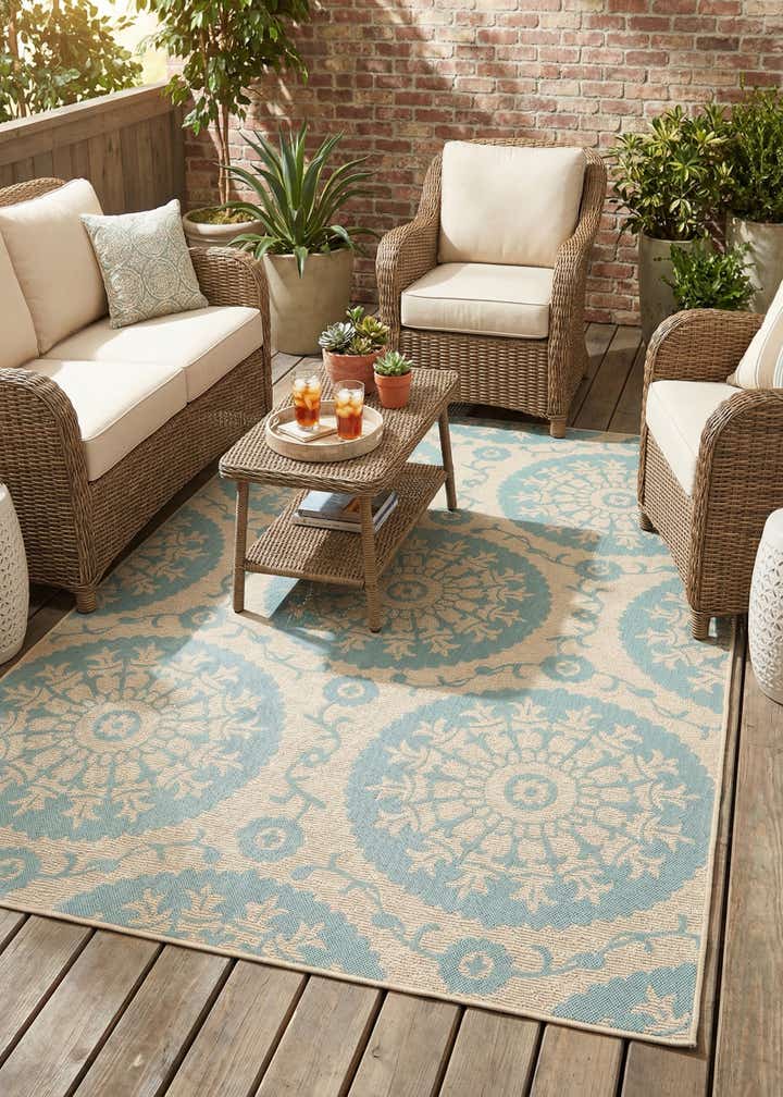 6' x 9' Easy-Clean Botanical Indoor / Outdoor Rug