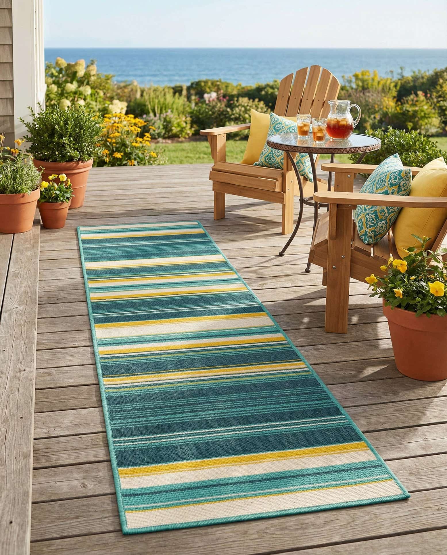 2' x 8' Easy-Clean Border Indoor / Outdoor Runner Rug