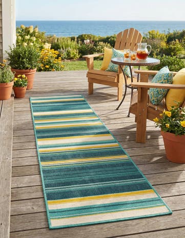 2' x 8' Easy-Clean Border Indoor / Outdoor Runner Rug