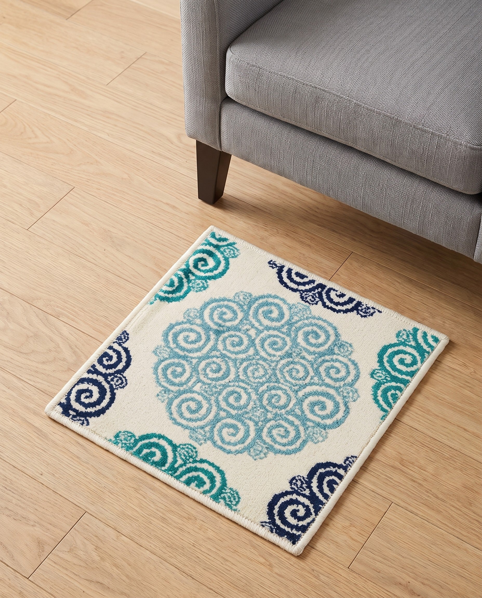 Jane Seymour 1' 8 x 1' 8 Open Hearts Sample Rug