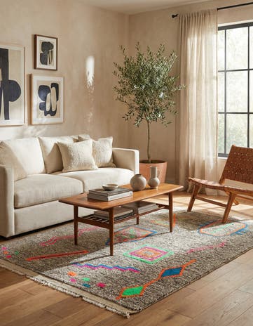 5' x 6' 10 Hand Knotted Moroccan Wool Rug