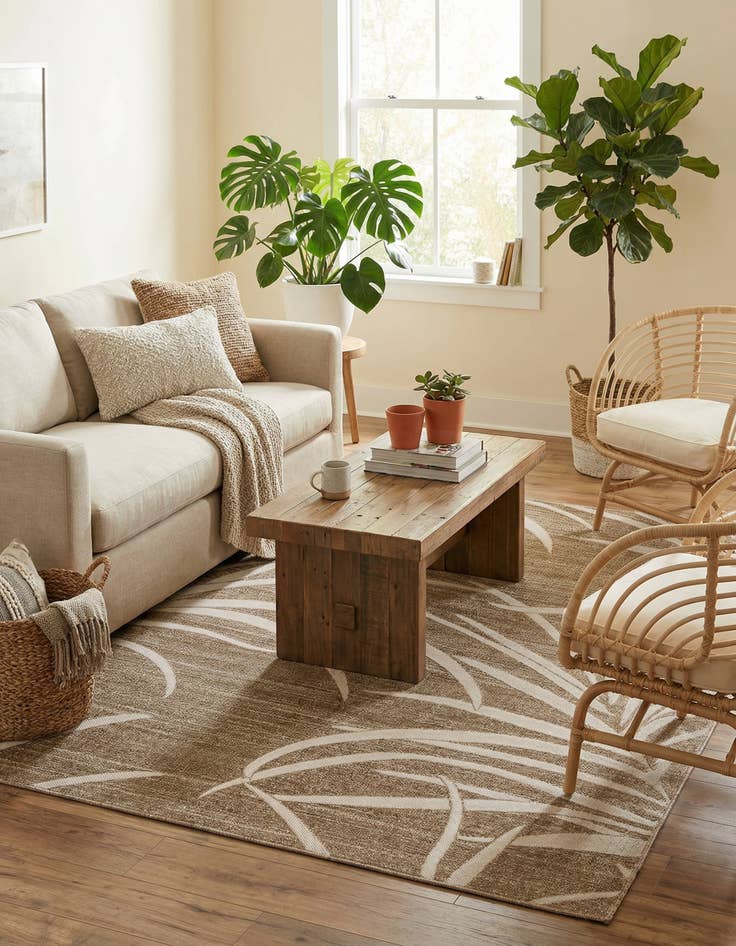 Detail image of 7' x 10'  Washable Botanical Indoor / Outdoor Rug