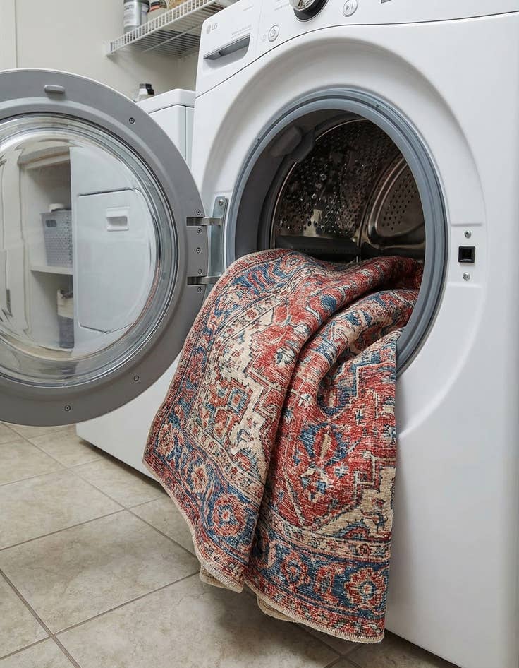 Detail image of 2' x 6' Yara Runner Rug