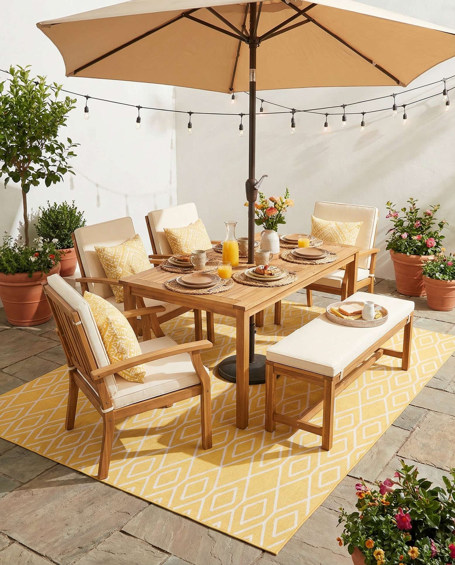 7' x 10' Easy-Clean Jill Zarin Turks and Caicos Indoor / Outdoor Rug