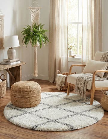 3' 10 x 4' Moroccan Shag Round Rug