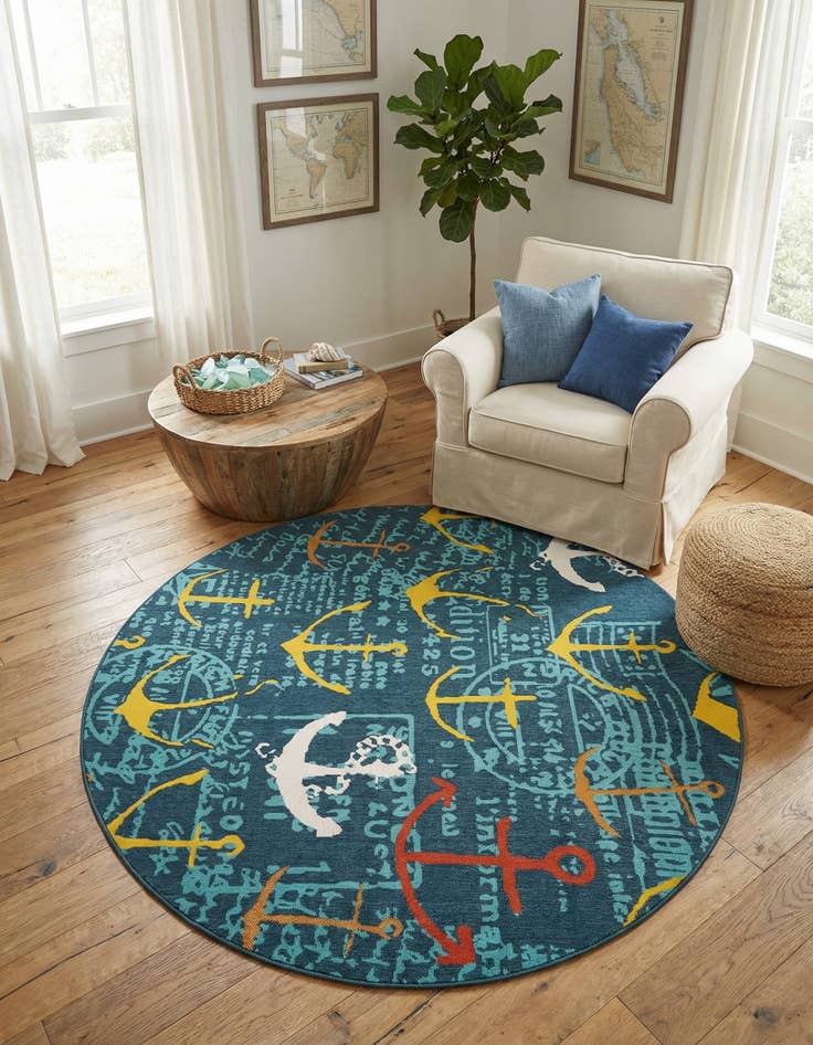 Detail image of 7' 10 x 7' 10  Washable Coastal Indoor / Outdoor Round Rug