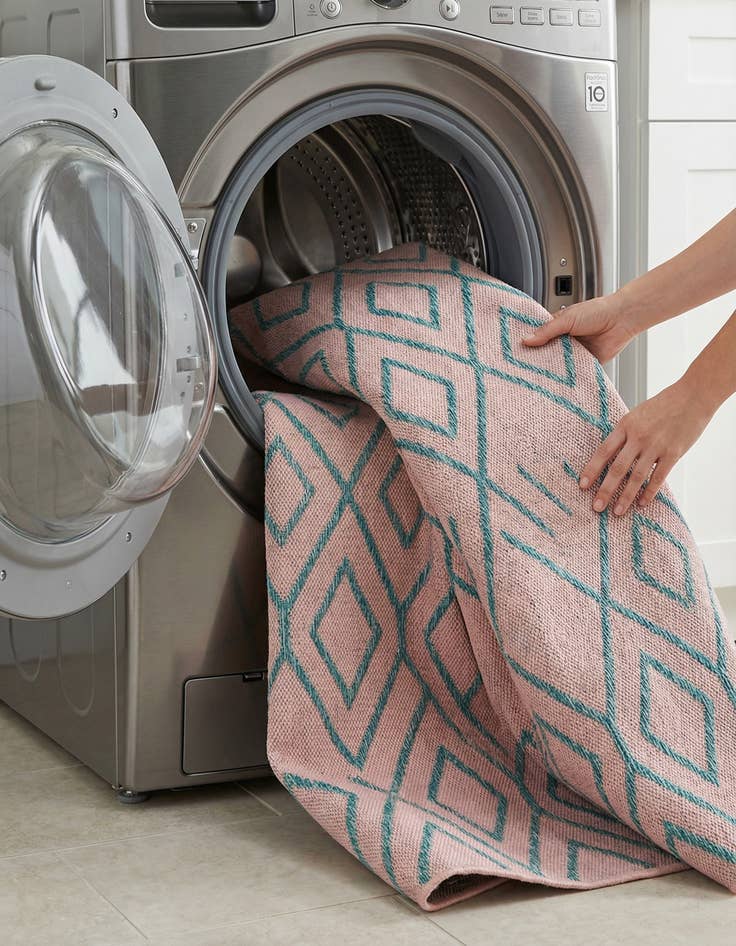 Detail image of  7' x 10'  Washable Jill Zarin Turks and Caicos Indoor / Outdoor Rug