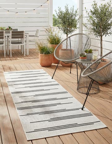 2' x 8' Easy-Clean Modern Indoor / Outdoor Runner Rug