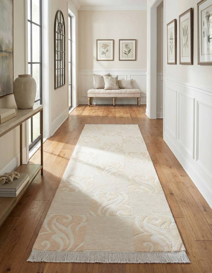 Detail image of  2' 7 x 9' 11 Darya Runner Rug