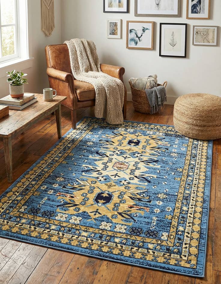 Detail image of 4' x 6' Heriz Design Rug