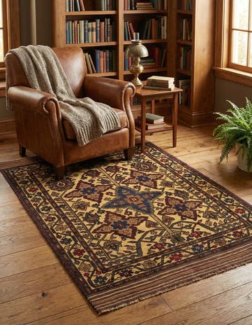 4' 3 x 6' 1 Hand Knotted Sumak Wool Rug