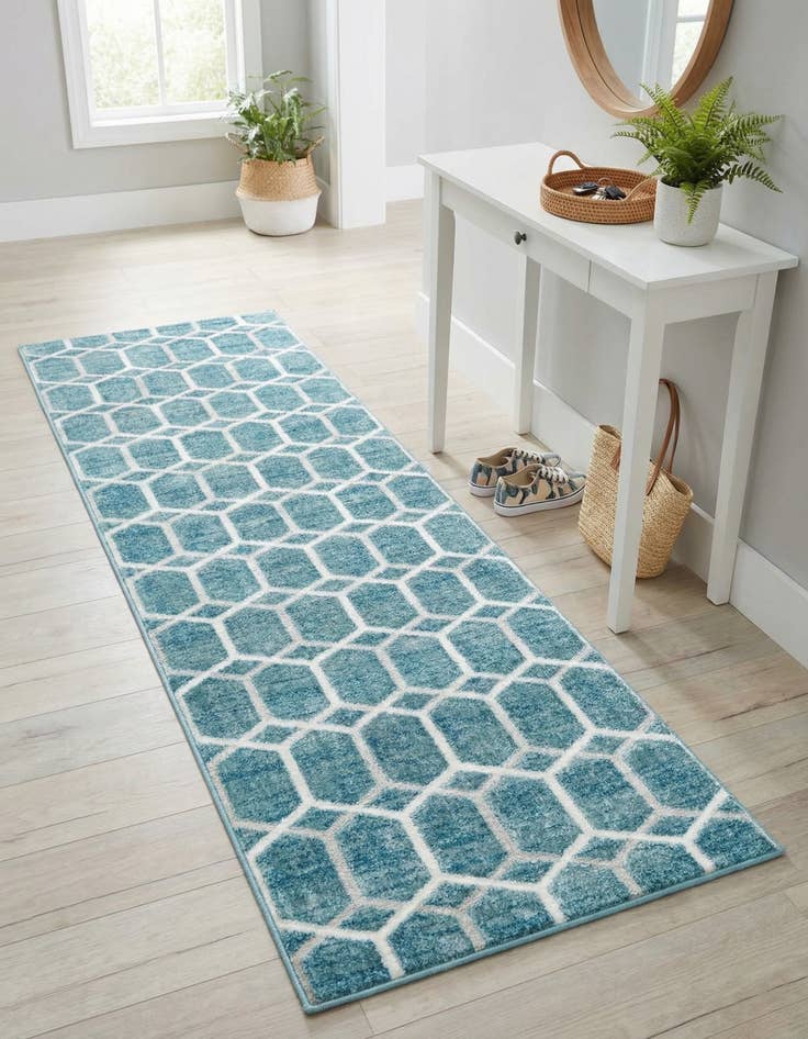 Detail image of  2' 7 x 13' Lattice Trellis Runner Rug