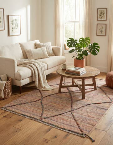 4' 9 x 6' 4 Hand Knotted Moroccan Wool Rug