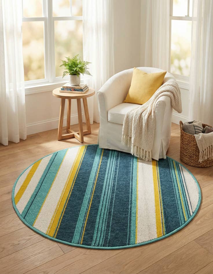 Detail image of 3' x 3'  Washable Border Indoor / Outdoor Round Rug