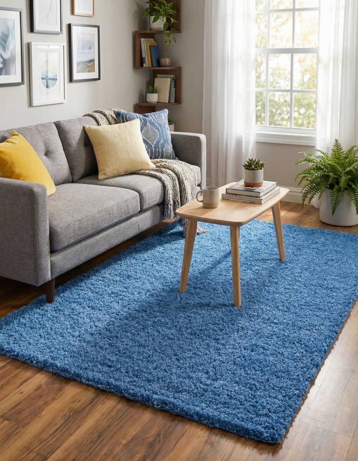 Detail image of 4' x 6' Solid Shag Rug