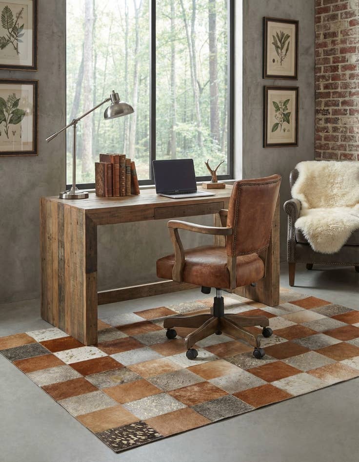 Detail image of 3' 11 x 5' 10 Cowhide - Patchwork Rug