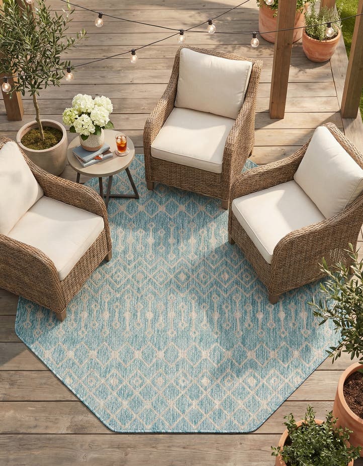 5' 3 x 5' 3 Easy-Clean Lattice Indoor / Outdoo...