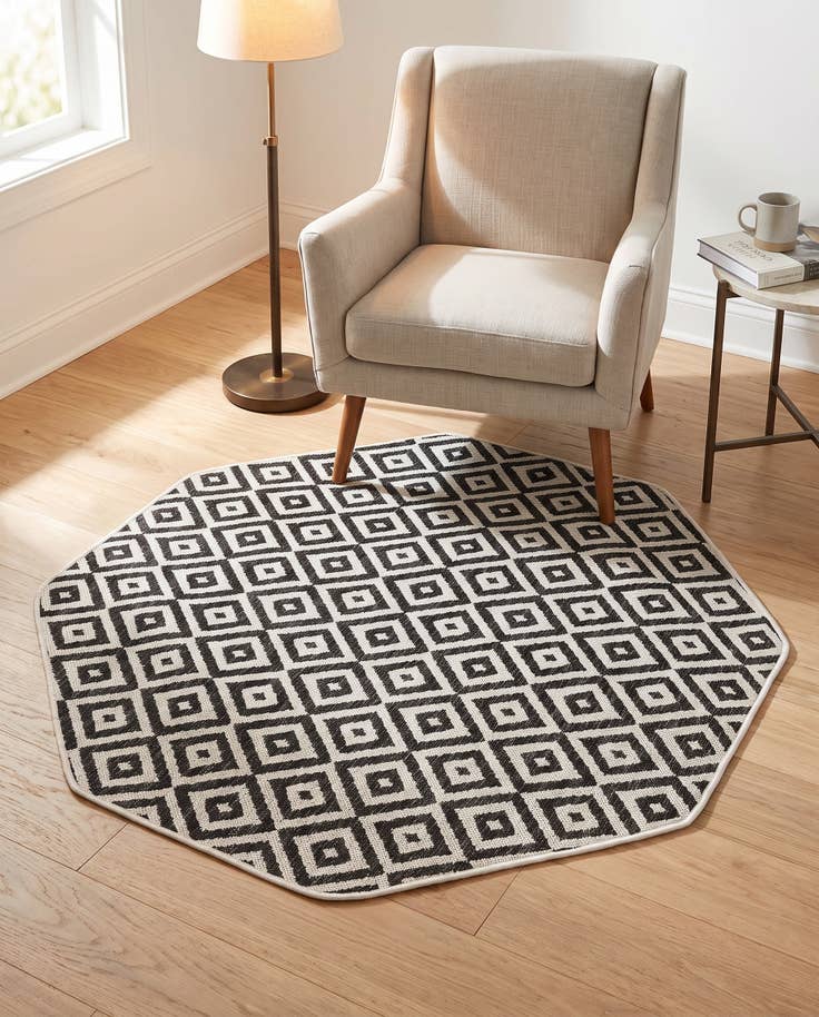 Detail image of 4' x 4' Easy-Clean Jill Zarin Costa Rica Indoor / Outdoor Octagon Rug