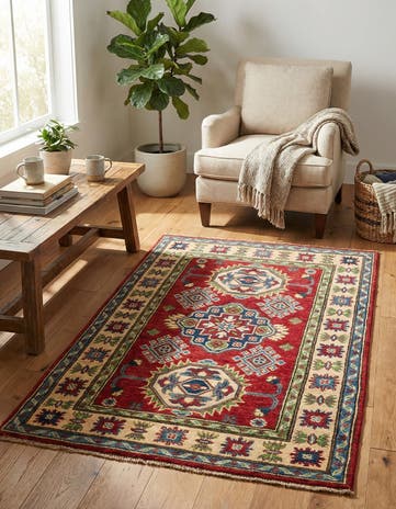 2' 7 x 4' 3 Hand Knotted Kazak Rug