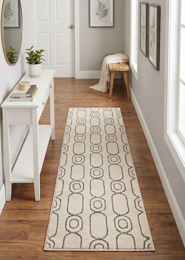 2' x 6' Vogue Geo Runner Rug