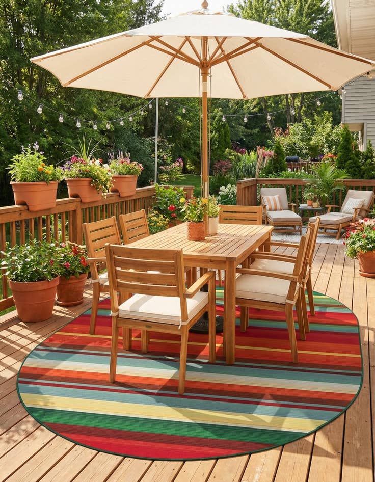 Detail image of 7' 10 x 10' Easy-Clean Modern Indoor / Outdoor Oval Rug