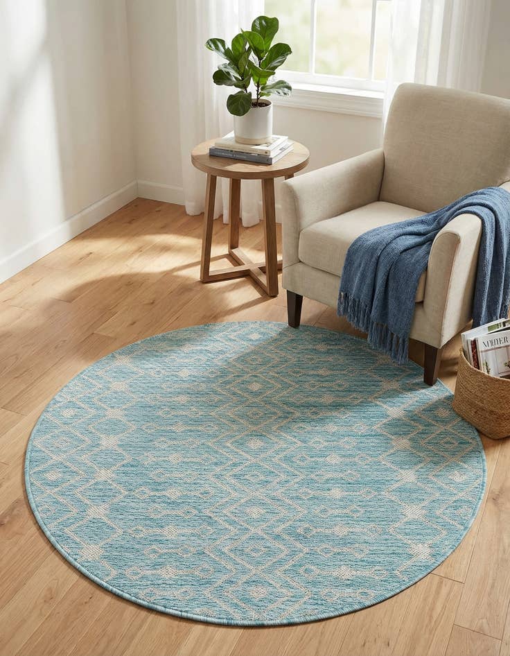 Detail image of 3' x 3'  Washable Trellis Indoor / Outdoor Round Rug