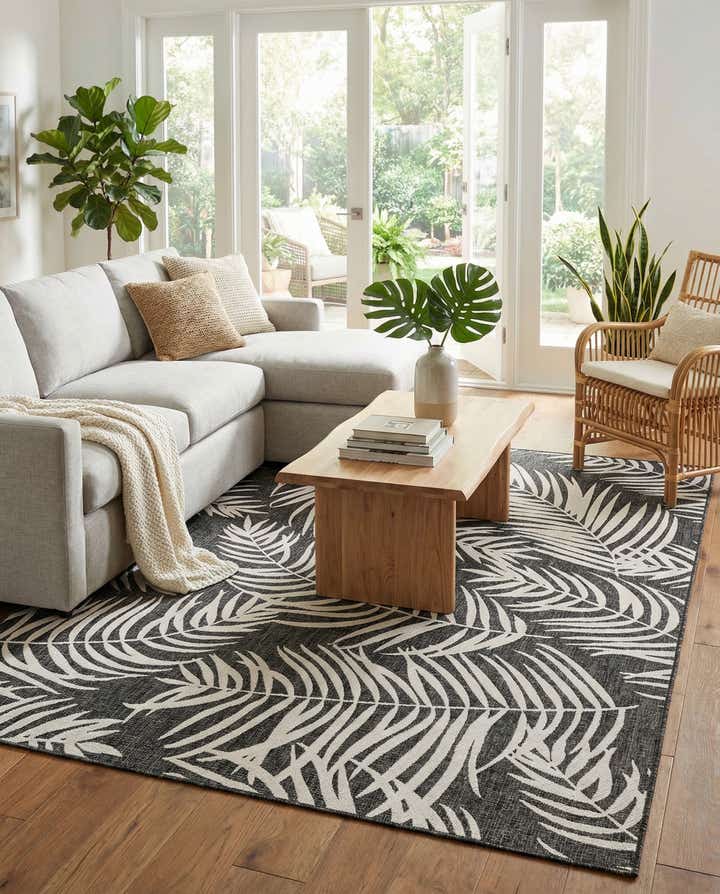 9' x 12' Easy-Clean Botanical Indoor / Outdoor Rug
