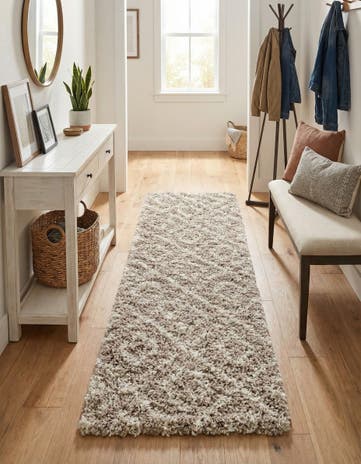 2' 7 x 10' Lattice Shag Runner Rug