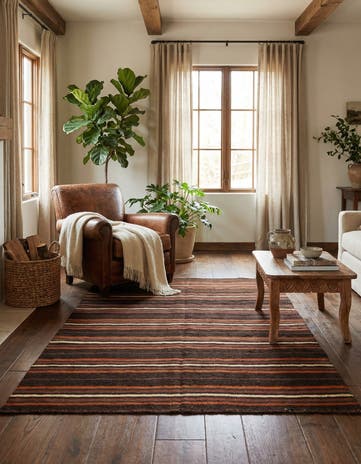 4' 6 x 6' 7 Hand Woven Kilim Fars Wool Rug