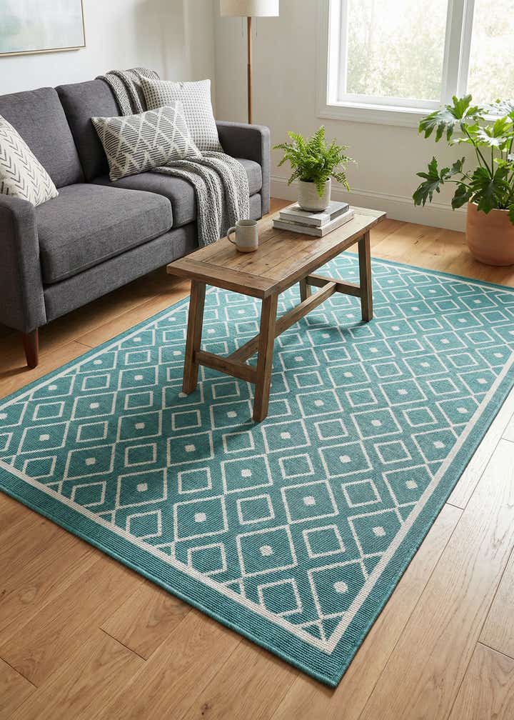 4' x 6' Easy-Clean Trellis Indoor / Outdoor Rug