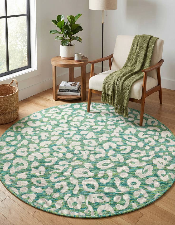 Detail image of 4' x 4'  Washable Safari Indoor / Outdoor Round Rug