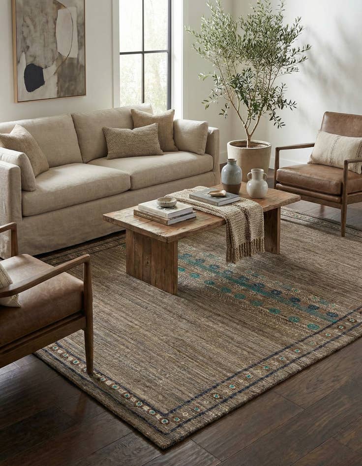 Detail image of 6' 5 x 9' 7  Hand Knotted Darya Wool Rug