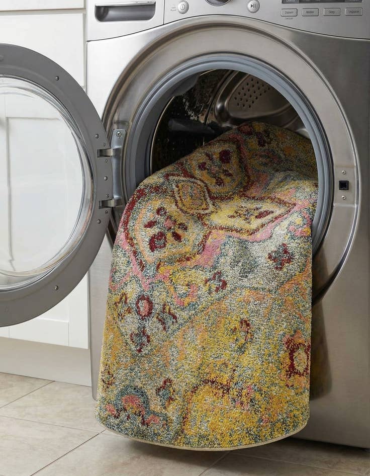 Detail image of  8' x 8'  Washable Carnevale Round Rug