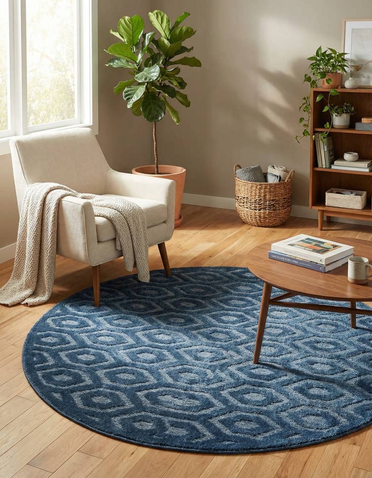 Detail image of 7' x 7'  Washable Trellis Textured Indoor / Outdoor Round Rug