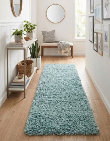 2' 7 x 13' Zermatt Shag Runner Rug