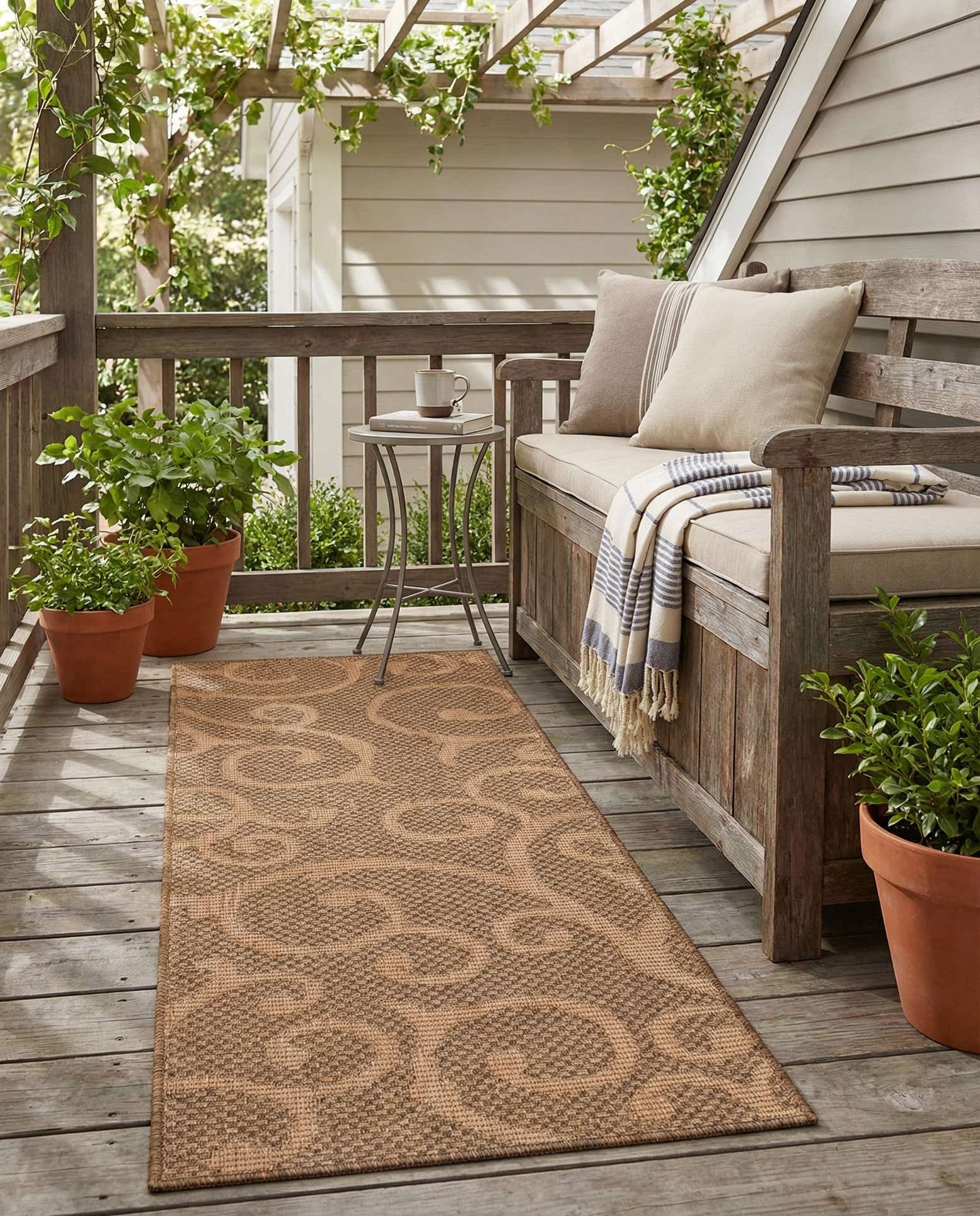 2' x 6' Easy-Clean Botanical Indoor / Outdoor Runner Rug
